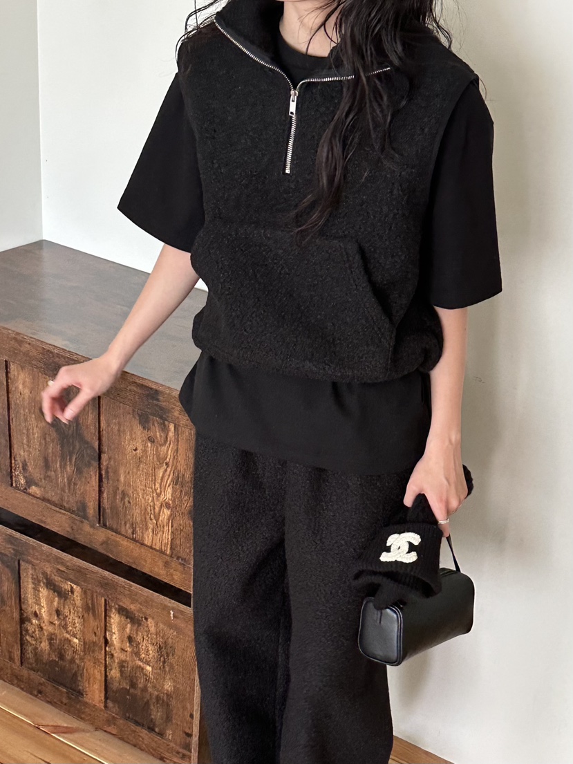 LE VASE東大門代購女士新款推薦人氣真品吊帶背心半拉鏈LE VASE吊帶/背心
