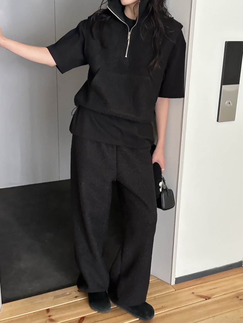 LE VASE東大門代購女士新款推薦人氣真品吊帶背心半拉鏈LE VASE吊帶/背心
