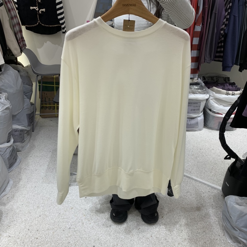 OASISSEOUL東大門實拍女士新品時尚人氣真品休閑熱賣長袖T恤OASISSEOUL長袖T恤圖色1