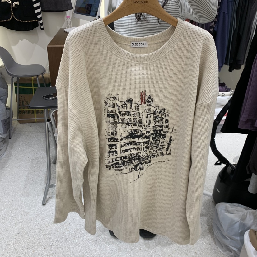 OASISSEOUL韓國直郵女士新品真品休閑時尚熱賣推薦長袖T恤OASISSEOUL長袖T恤圖色3白灰