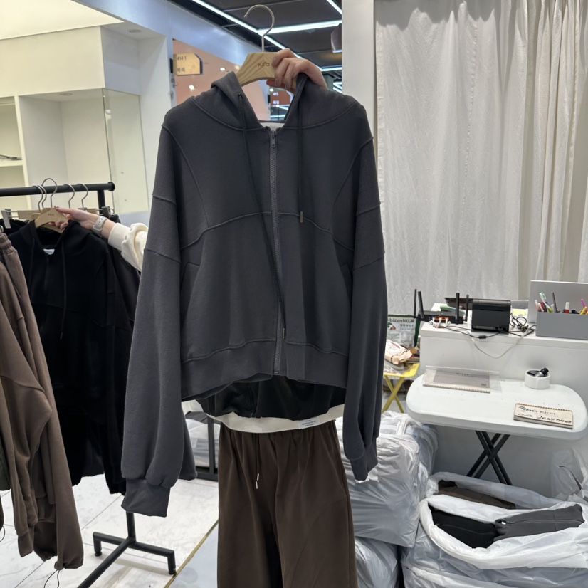 IN KIRA東大門實拍女士新品熱賣推薦真品人氣休閑衛衣水洗IN KIRA衛衣圖色2
