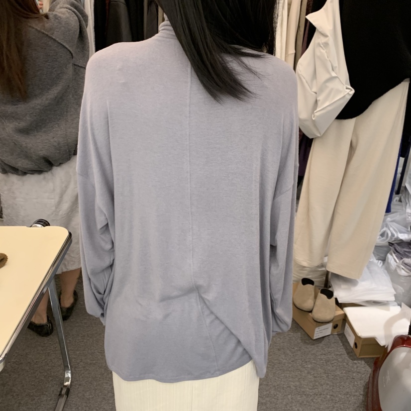 MAG東大門直郵女裝新品人氣熱賣真品時尚長袖T恤大號高領SALONDEMAG長袖T恤