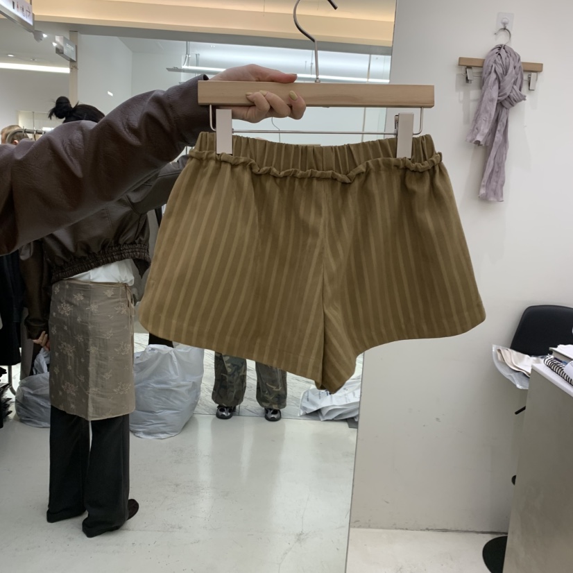 FLAUNT東大門直郵女裝新款時尚熱賣推薦人氣休閑短褲柔軟FLAUNT短褲