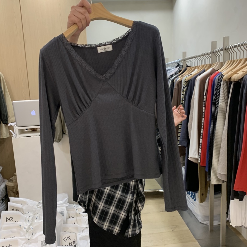 VILLABUTTON韓國代購女裝新品休閑推薦人氣長袖T恤蕾絲褶皺VILLA BUTTON長袖T恤圖色1