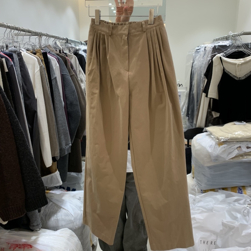 THE REST東大門實拍女裝新品職業熱賣休閑褲斜紋棉布褶裥THE REST/UNNOEUD休閑褲圖色1