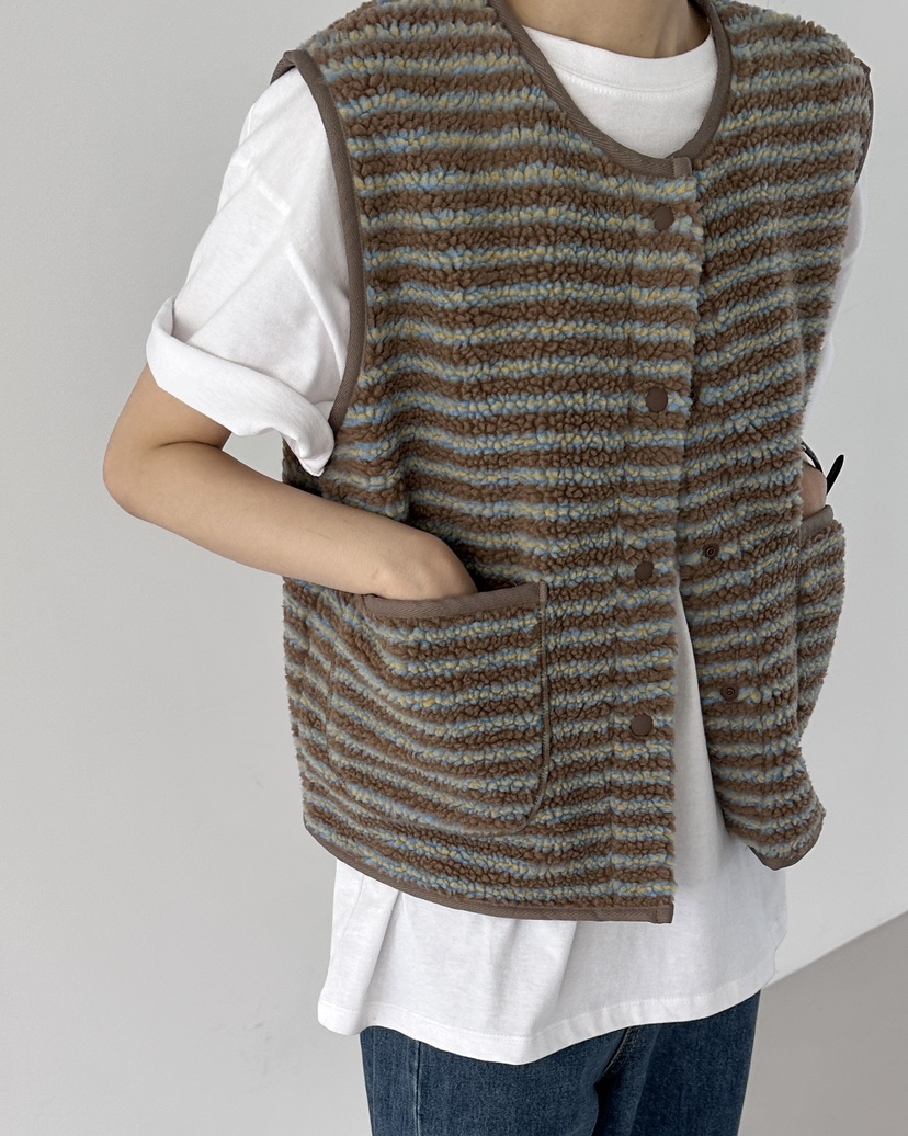 HOWDY/FACT THE NERD東大門代購女士新品推薦休閑馬甲HOWDY/FACT THE NERD馬甲