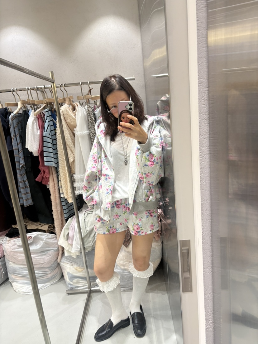 PLATFORM-L東大門直郵女裝新品真品人氣時尚推薦熱賣短褲絨PLATFORM-L短褲
