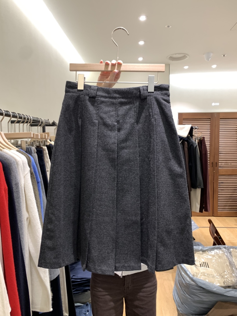 GILLI東大門直郵女裝新品真品推薦熱賣人氣半身裙中短裙褶裥GILLI半身裙/中短裙