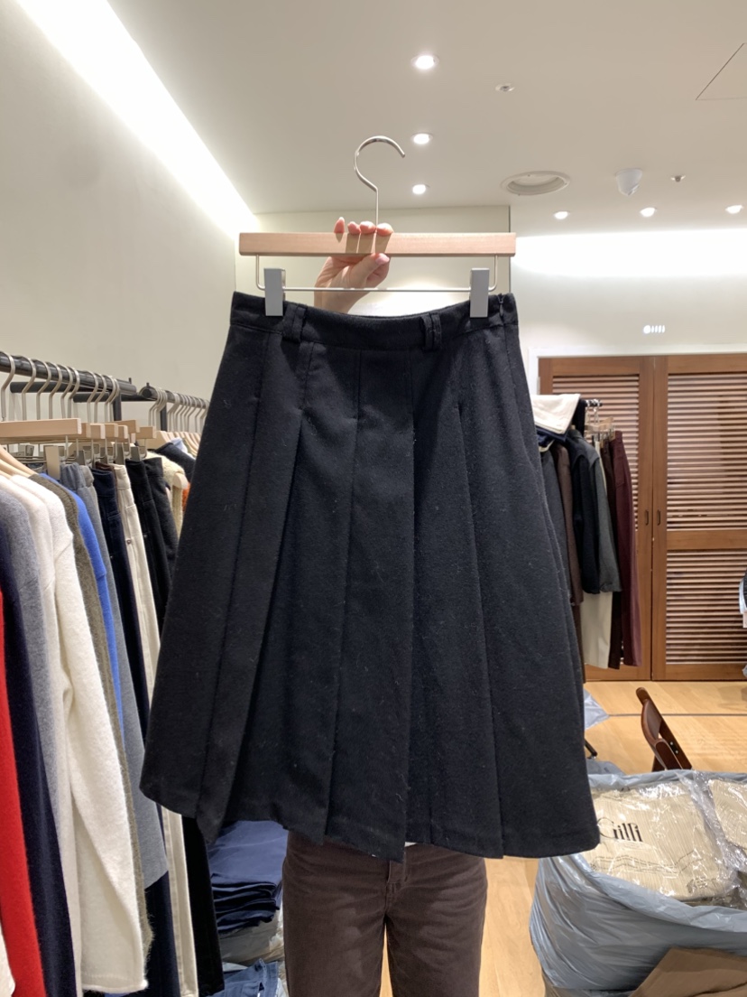 GILLI東大門直郵女裝新品真品推薦熱賣人氣半身裙中短裙褶裥GILLI半身裙/中短裙圖色2