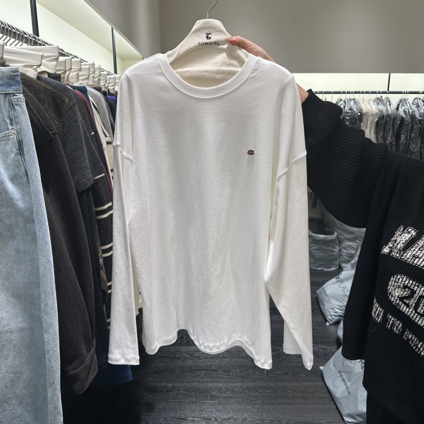 TOMGIRL東大門代購女士新款真品休閑人氣熱賣時尚長袖T恤TOMGIRL長袖T恤圖色1