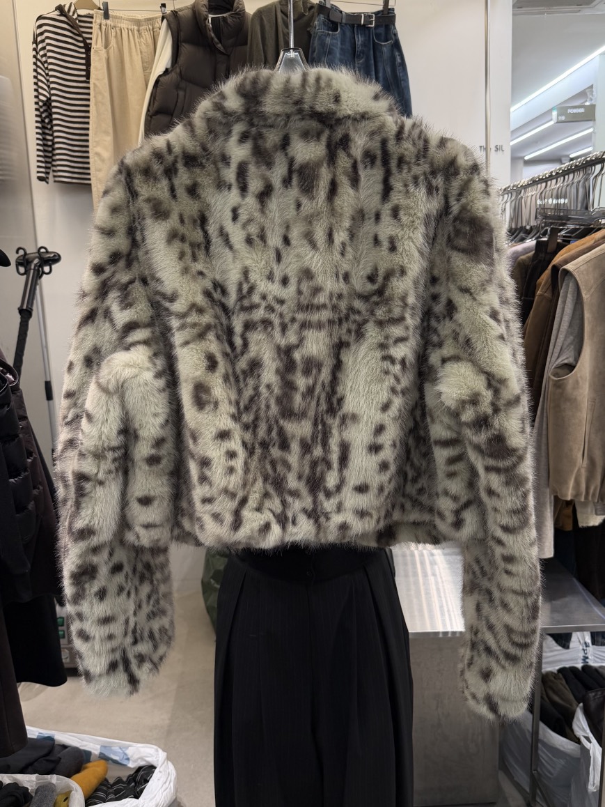 THE SIL韓國直郵女士新品真品休閑時尚短款大衣豹紋貂皮THE SIL/1 2ILLY短款大衣