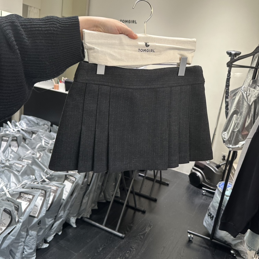 TOMGIRL韓國直郵女裝新品真品人氣推薦休閑熱賣時尚裙褲TOMGIRL裙褲圖色2墨色