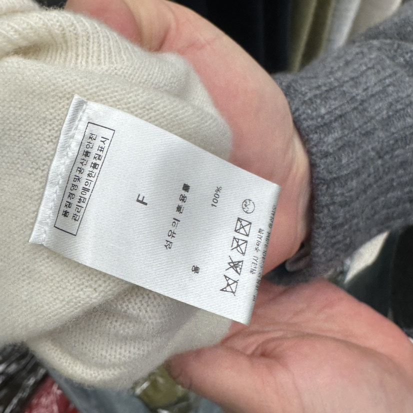 EOOB/LAMEREI東大門直郵女士新品人氣時尚毛衣羊毛100V領EOOB/LAMEREI毛衣