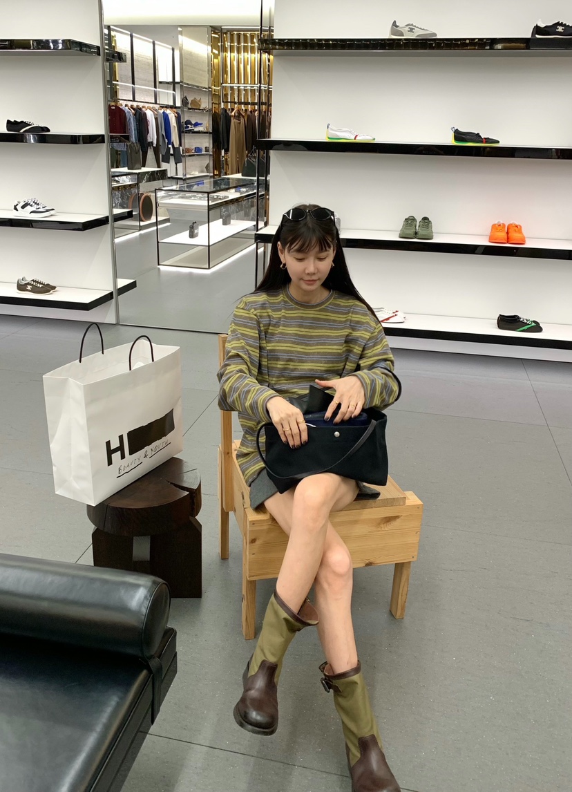 空東大門實拍女裝新品熱賣休閑推薦時尚真品人氣長袖T恤COURGETTE長袖T恤