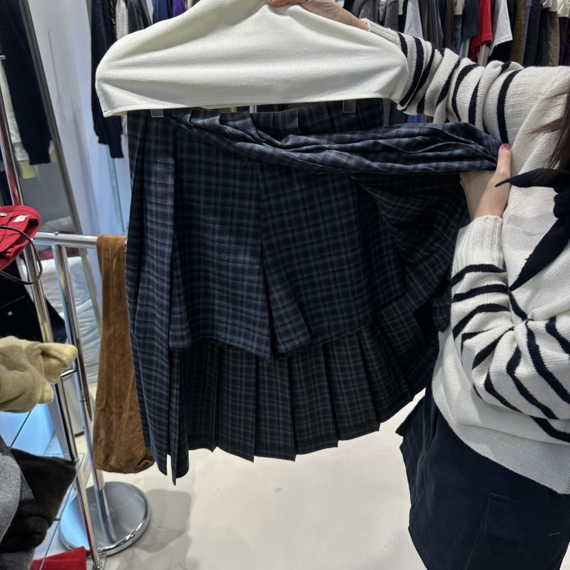 HELVETICA PLUS東大門直郵女士新品休閑半身裙中短裙褶皺HELVETICA半身裙/中短裙