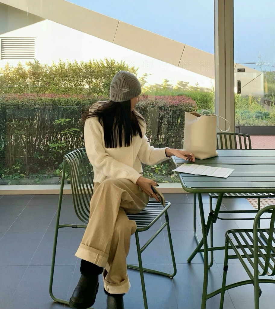 空韓國直郵女裝新款休閑推薦人氣時尚真品熱賣毛衣雙層連帽COURGETTE毛衣