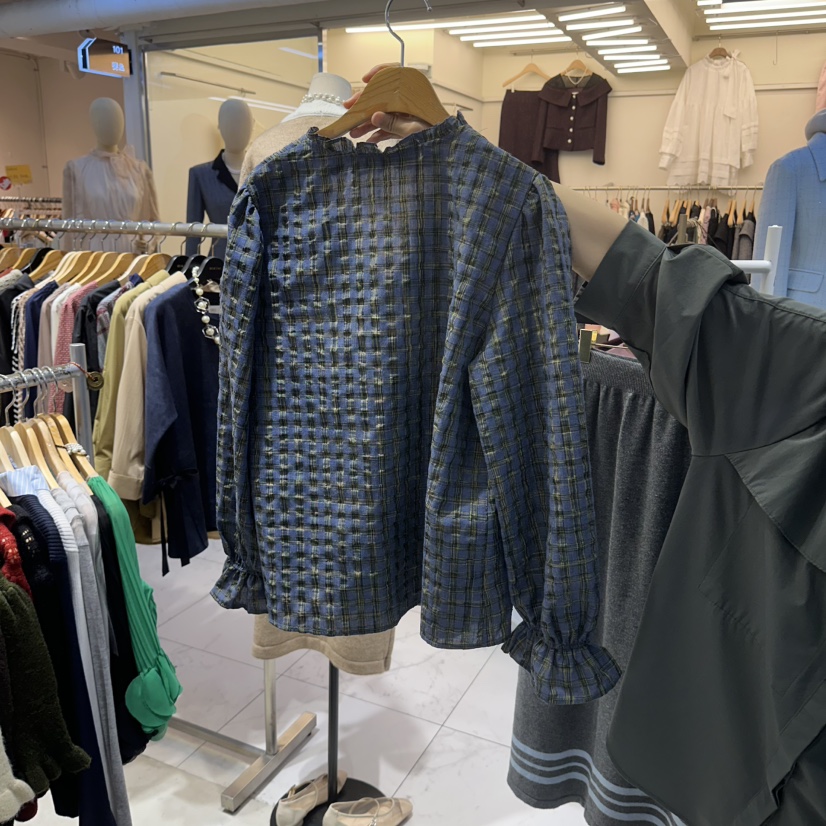 BIKINI韓國代購女士新品真品休閑時尚人氣襯衫蕾絲衫褶邊BIKINI襯衫/蕾絲衫