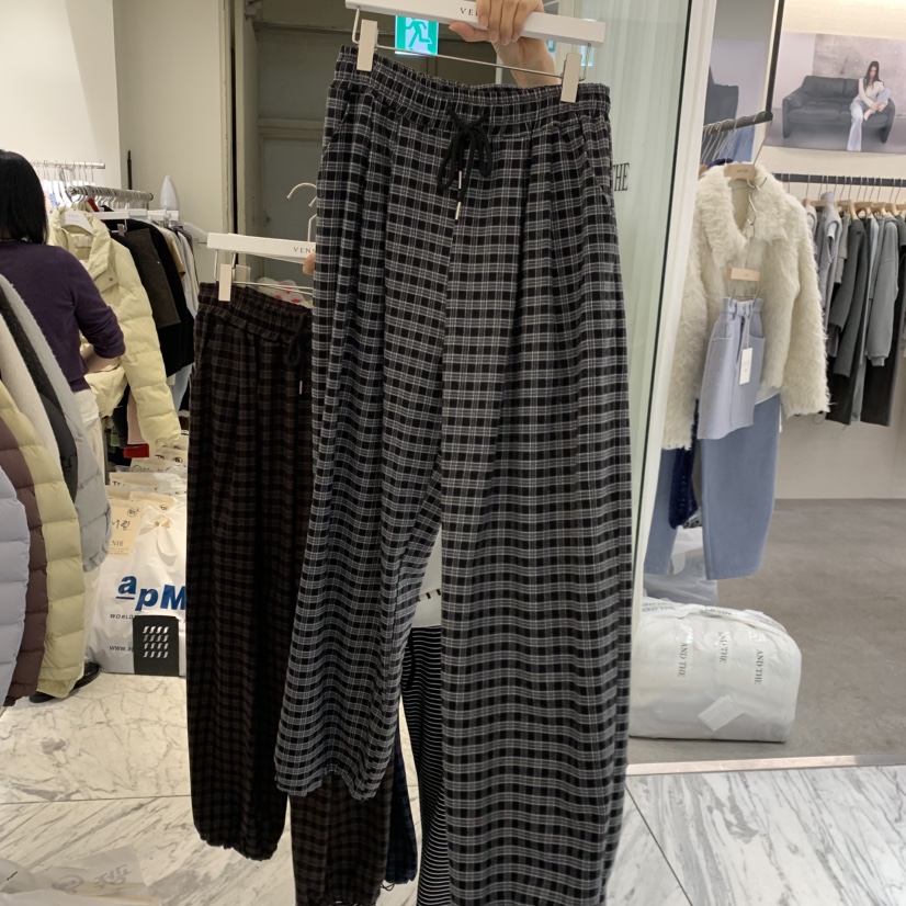 VENIR-A東大門代購女裝新款熱賣人氣推薦休閑褲格子褶裥VENIR-A休閑褲圖色1黑色