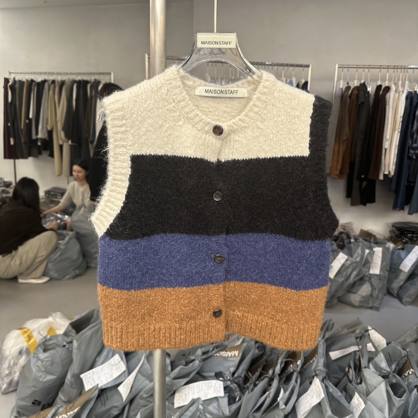 DOUBLE STANDARD/LE SMOKING/MAISONSTAFF韓國代購女裝新品推薦馬甲駝色MAISONSTAFF馬甲圖色2