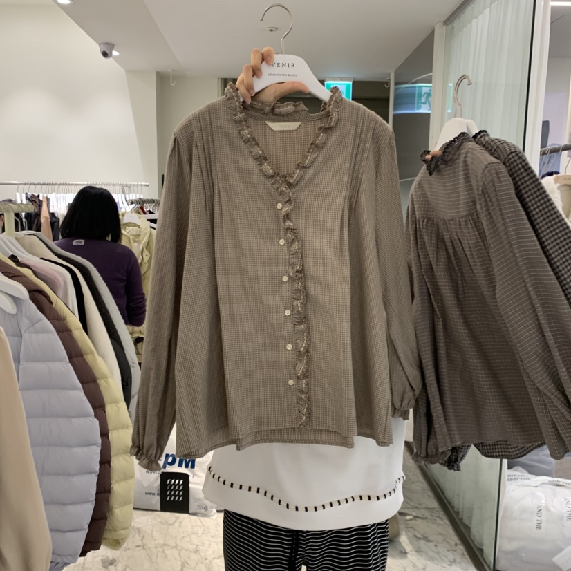 VENIR-A東大門實拍女裝新品推薦人氣休閑時尚襯衫蕾絲衫VENIR-A襯衫/蕾絲衫圖色3杏色