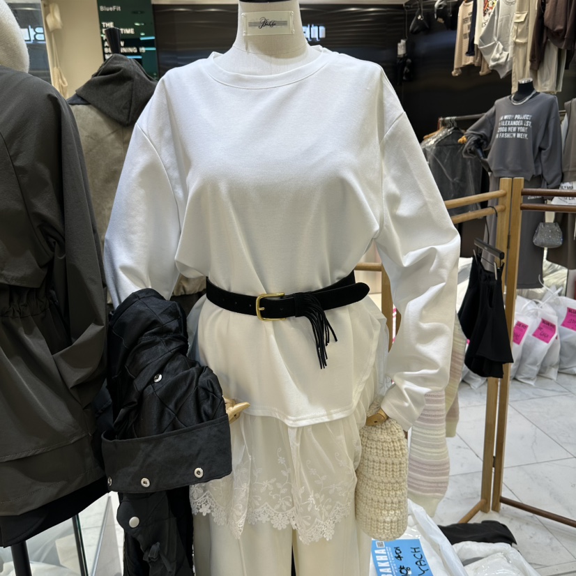 BAKHA韓國代購女裝新品推薦人氣真品長袖T恤不含腰帶蕾絲CHARLES THE SECOND/CHEAP-CHIC長袖T恤圖色1