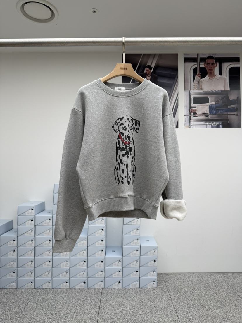 MADE-P東大門實拍女裝新品時尚推薦熱賣人氣真品休閑衛衣MADE-P衛衣圖色2