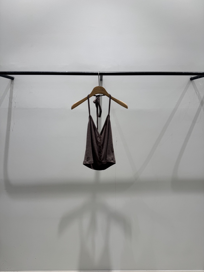 MELTED-P/A.VERY VERY東大門實拍女裝新品人氣吊帶背心MELTED-P/A.VERY VERY吊帶/背心圖色1