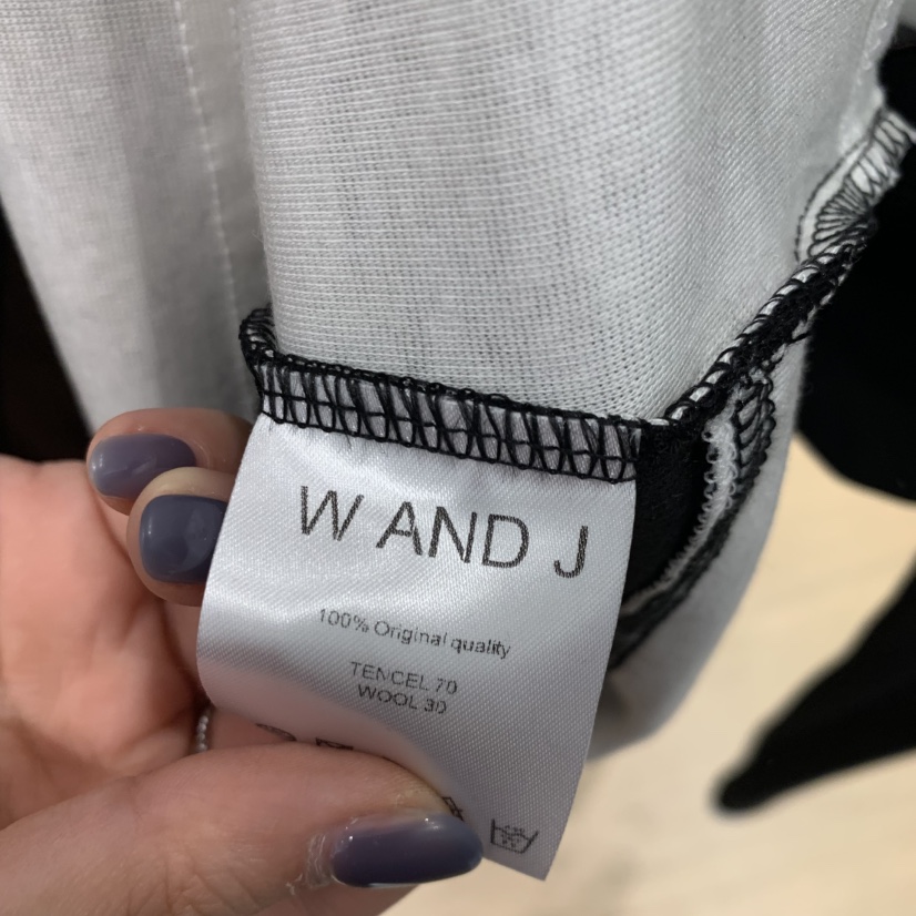 W AND J韓國直郵女裝新款人氣時尚熱賣長袖T恤假兩件撞色WANDJ長袖T恤