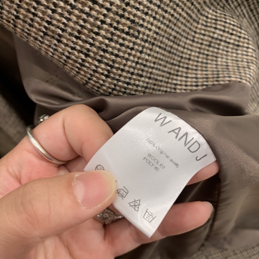W AND J東大門直郵女裝新品真品熱賣人氣時尚短款大衣格紋WANDJ短款大衣