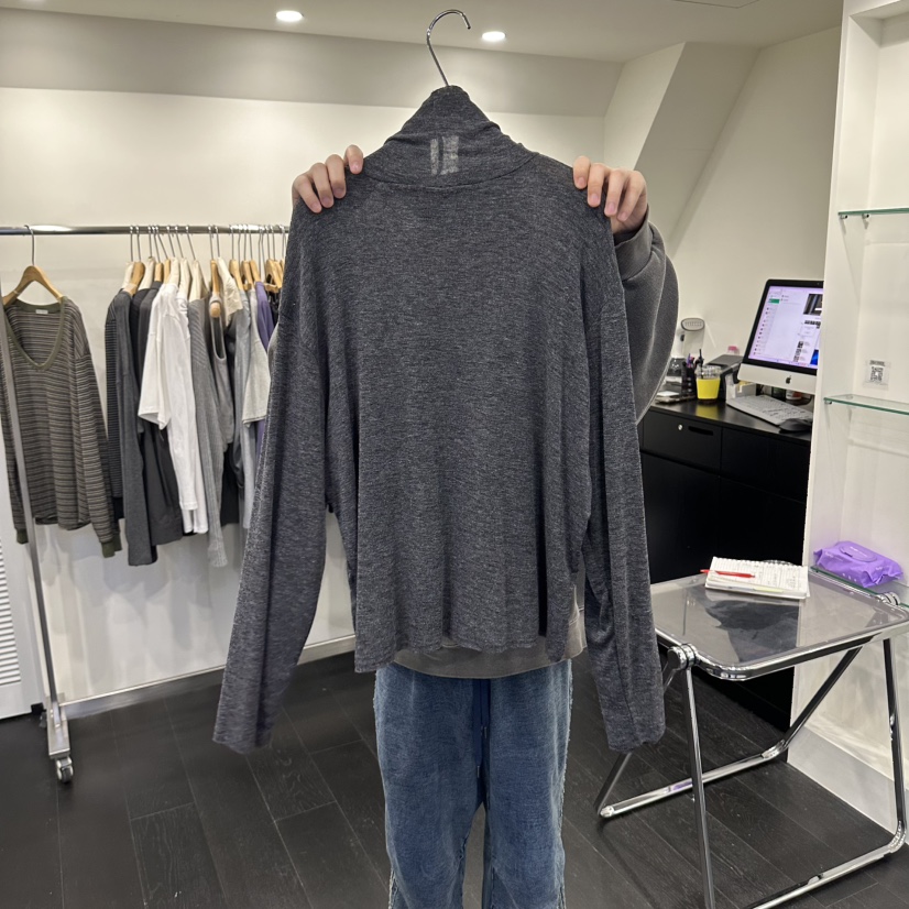 URBAN BREEZE東大門實拍女士新品休閑時尚推薦人氣長袖T恤URBAN BREEZE長袖T恤