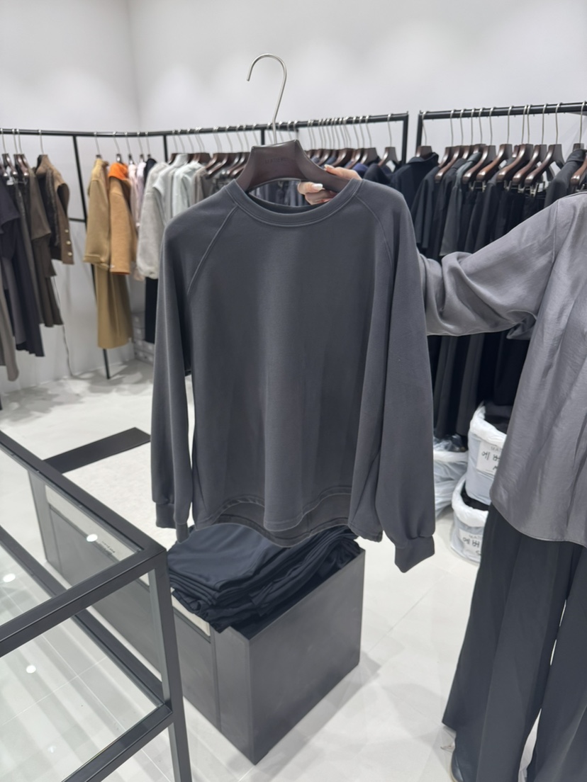 MATIERE韓國直郵女士新品真品推薦人氣休閑熱賣時尚長袖T恤MATIERE長袖T恤圖色3墨色