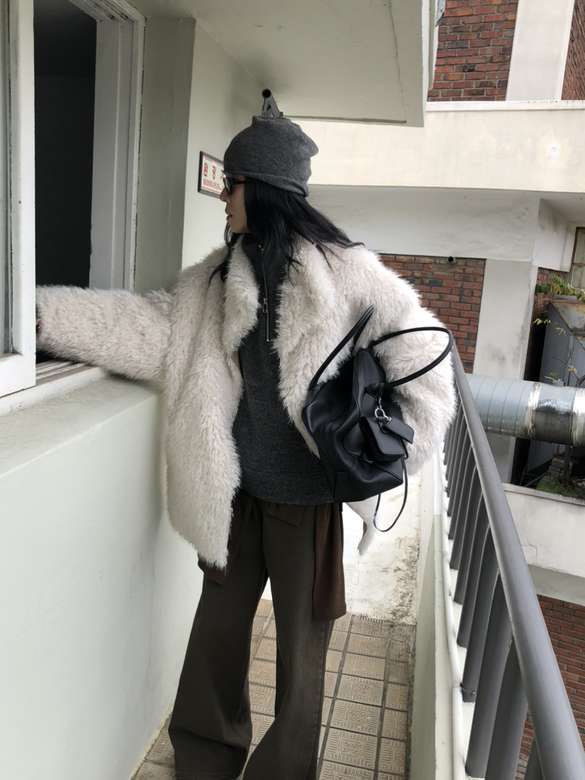 MOVENNE東大門直郵女裝新品真品時尚熱賣推薦休閑短款大衣MOVENNE短款大衣