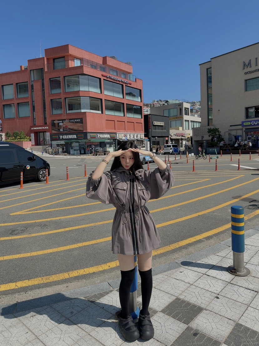 SEOUL PALETTE-Q韓國代購女裝新款熱賣真品連衣裙工裝連帽SEOUL PALETTE-Q連衣裙