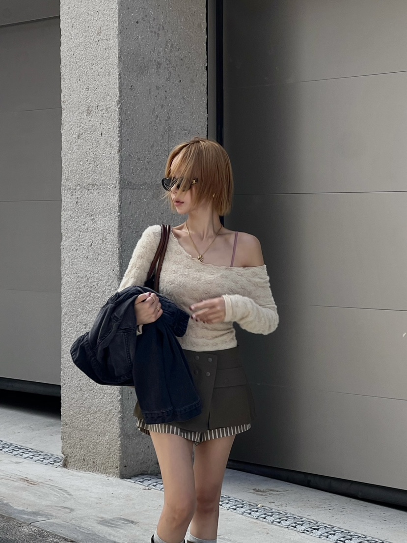 ZEROZERO韓國直郵女裝新品時尚推薦真品熱賣長袖T恤不含內搭ZEROZERO長袖T恤