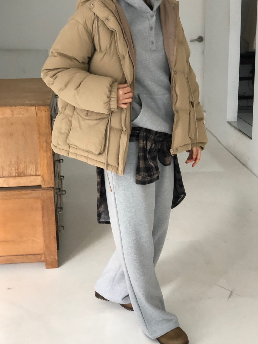 THE EYL東大門直郵女士新品休閑推薦時尚人氣短款羽絨服THE EYL短款羽絨服