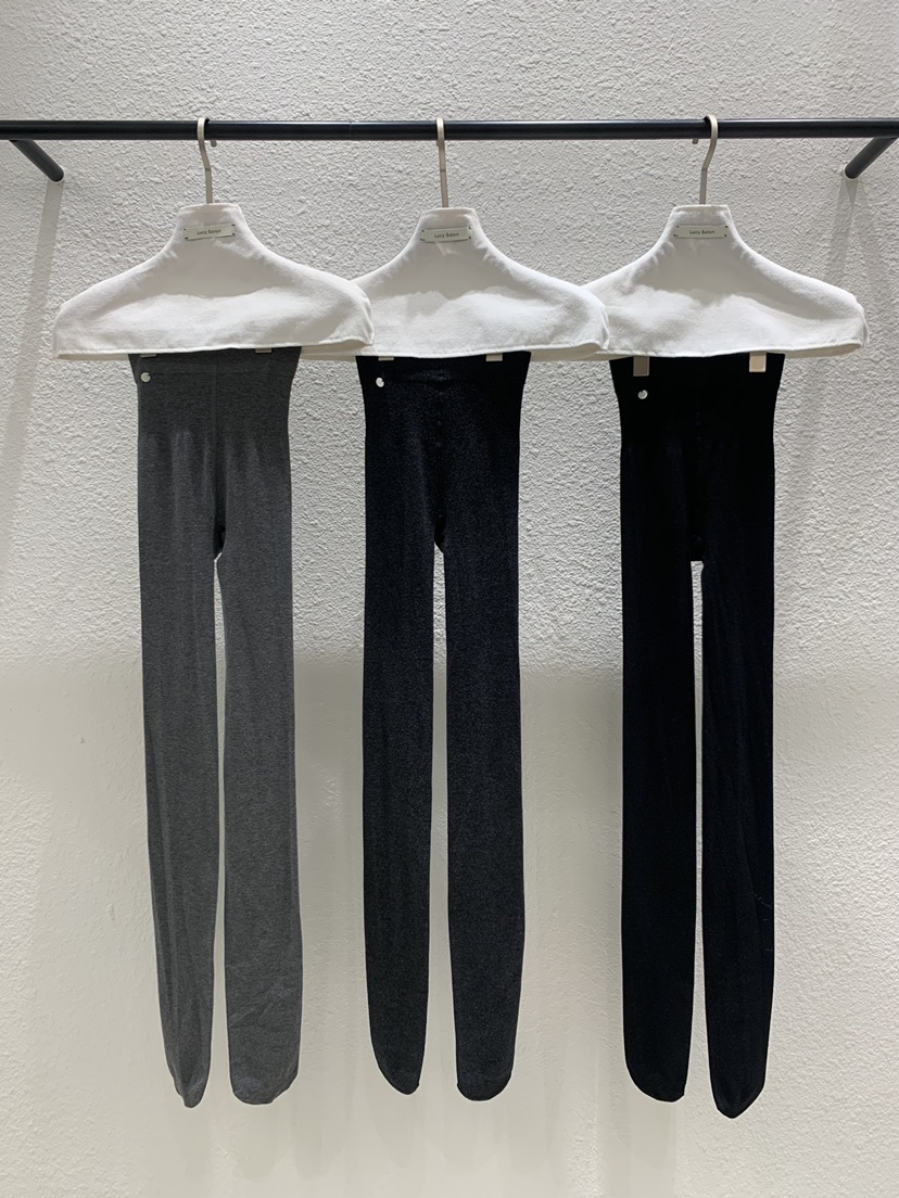 LUCY SALON韓國直郵女裝新款人氣推薦熱賣時尚打底褲鯊魚褲LUCY SALON打底褲/鯊魚褲