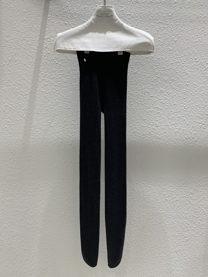 LUCY SALON韓國直郵女裝新款人氣推薦熱賣時尚打底褲鯊魚褲LUCY SALON打底褲/鯊魚褲圖色2墨色