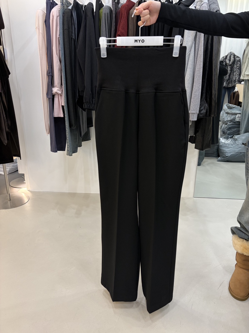 MYO東大門直郵女裝新品推薦人氣時尚休閑真品熱賣休閑褲折疊MYO休閑褲圖色2黑色