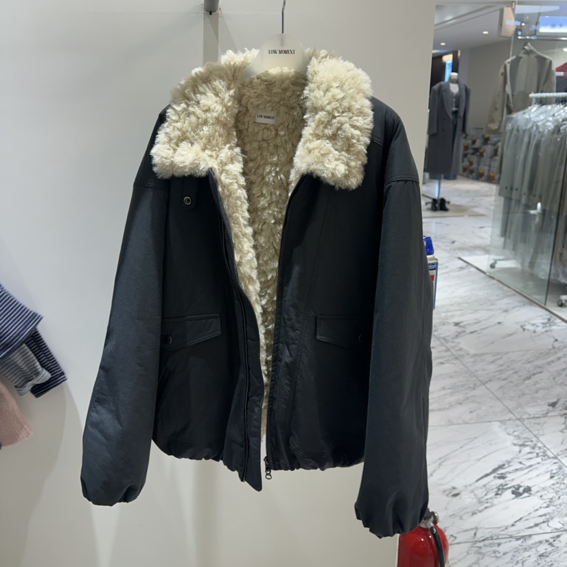 LOW MOMENT東大門實拍女裝新品人氣熱賣真品推薦休閑夾克LOW MOMENT夾克圖色2