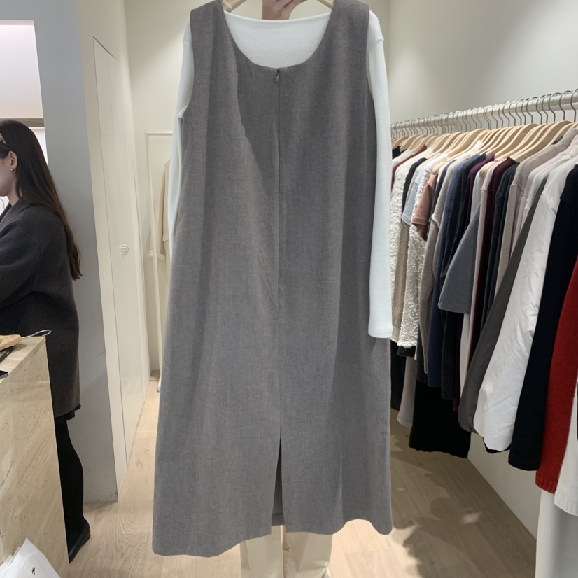 LIFFEY東大門實拍女士新品真品休閑熱賣連衣裙不含內搭V領LIFFEY連衣裙
