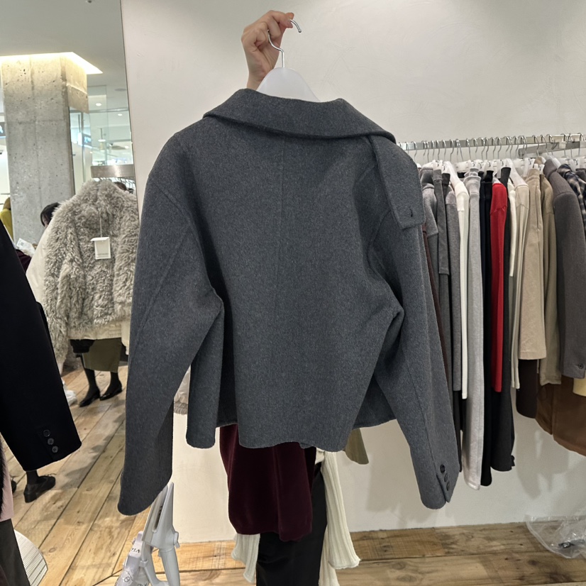 CREAM VILLA韓國代購女士新品推薦短款大衣CREAM VILLA短款大衣