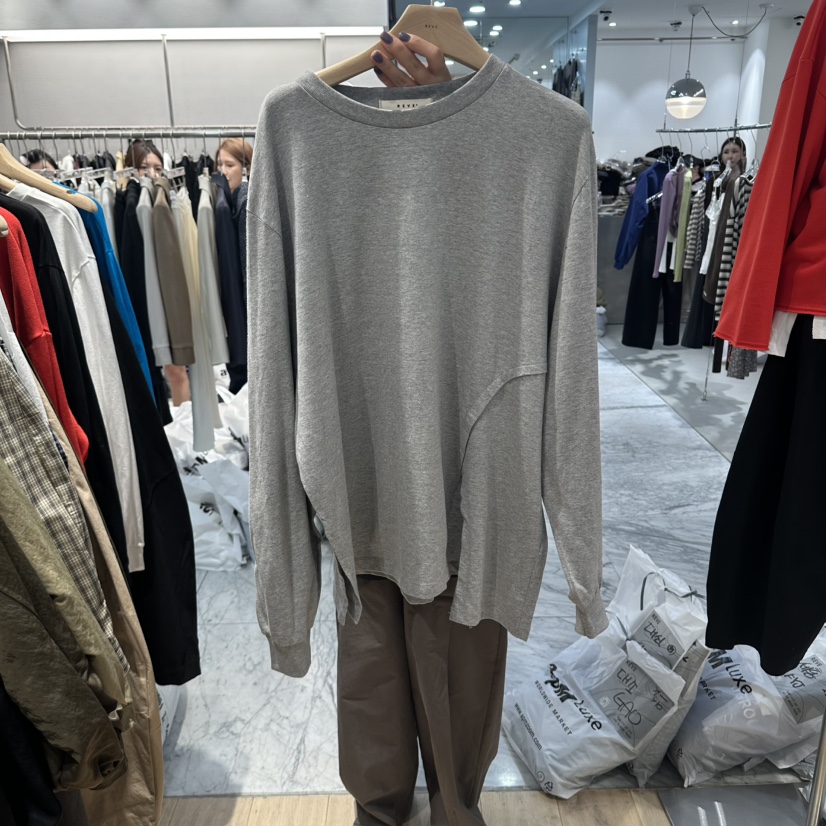 REVE-L東大門直郵女裝新品休閑真品推薦熱賣人氣長袖T恤REVE-L長袖T恤圖色2