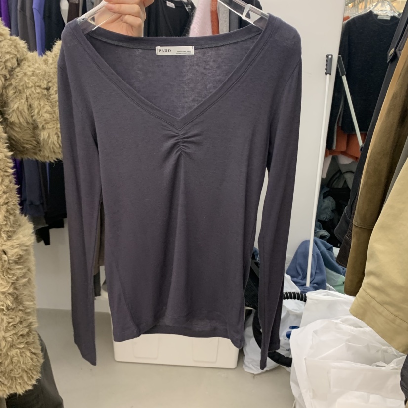 PADO東大門實拍女裝新品真品休閑人氣時尚推薦長袖T恤褶皺PADO長袖T恤圖色3墨