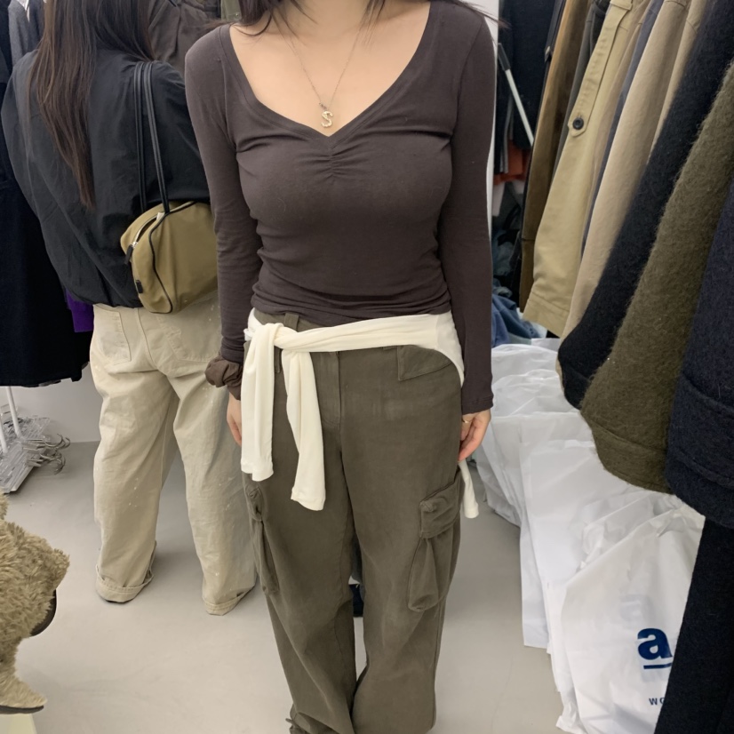PADO東大門實拍女裝新品真品休閑人氣時尚推薦長袖T恤褶皺PADO長袖T恤圖色4棕色