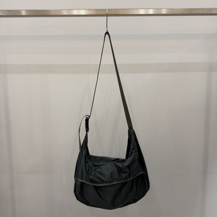 THE EYL東大門實拍女士新款推薦真品熱賣單肩斜跨包大號THE EYL單肩/斜跨包圖色1