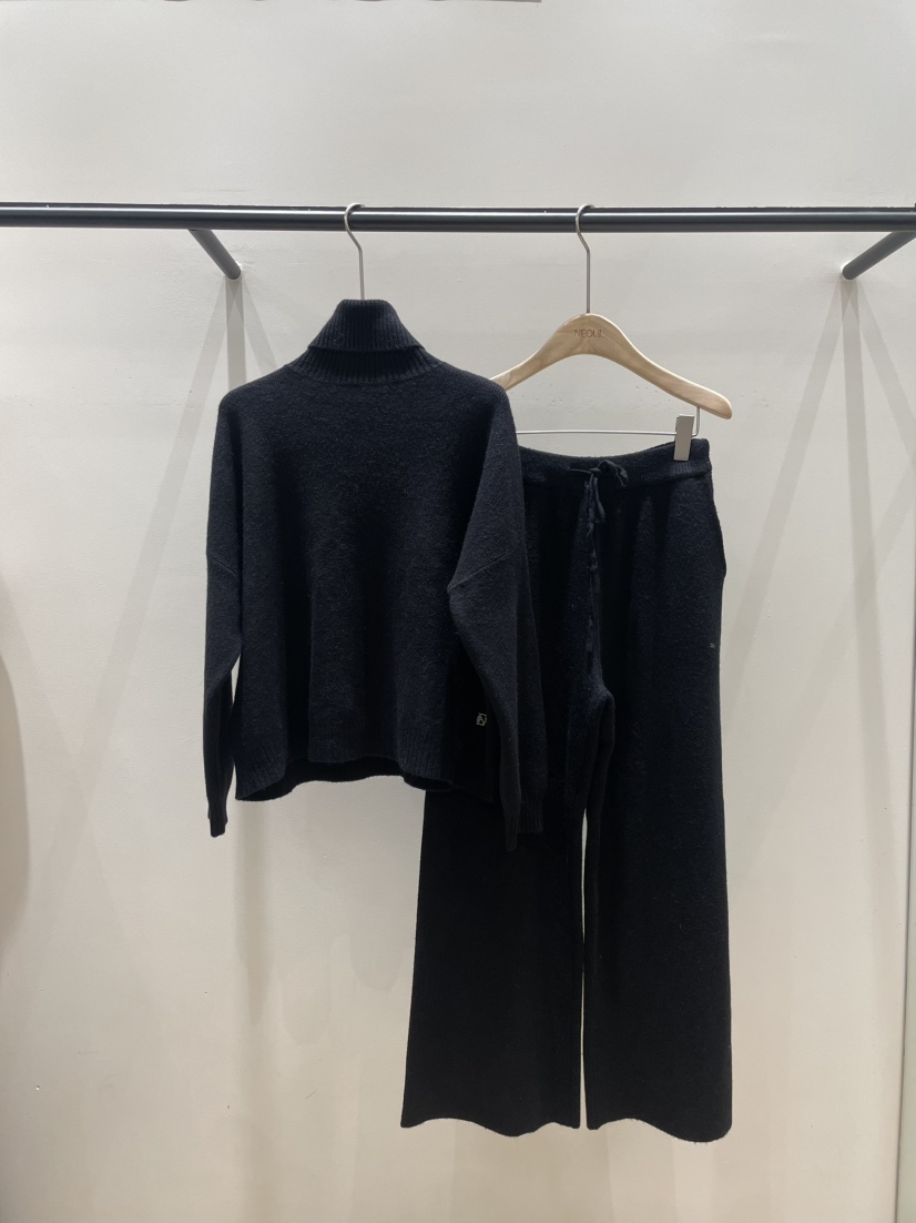 NEOUL東大門實拍女士新品真品休閑熱賣時尚人氣推薦套裝高領NEOUL/ahin雙領標簽套裝圖色1