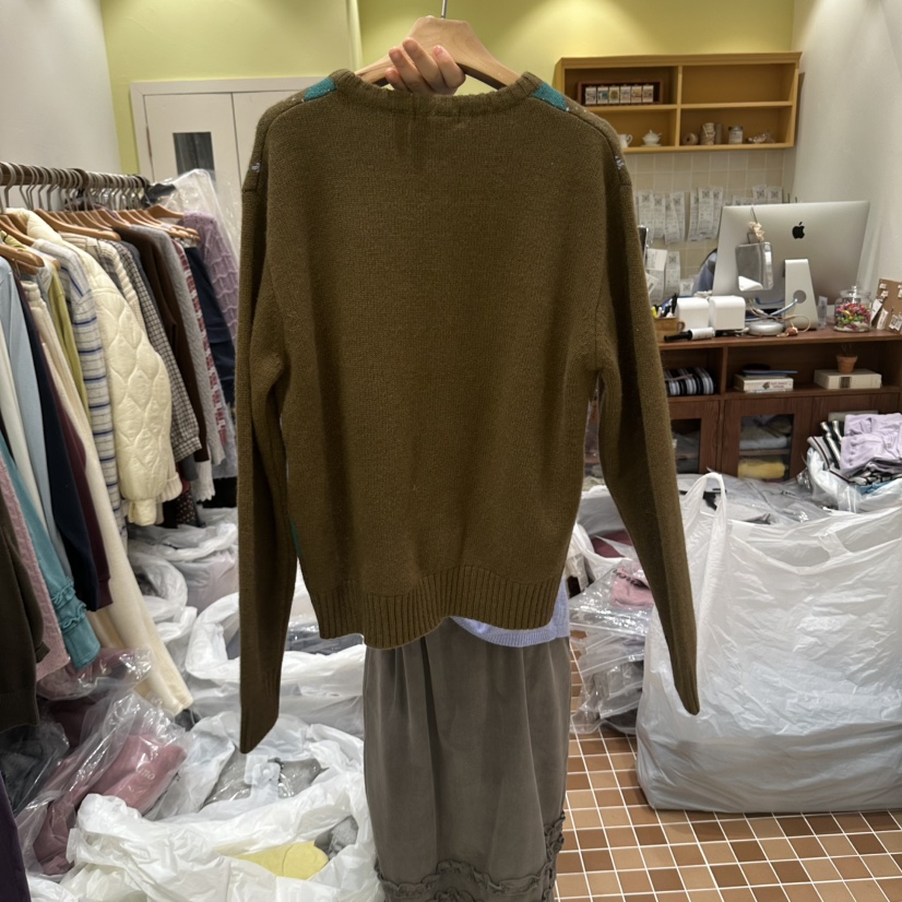 OURMOMENT韓國代購女士新品時尚推薦休閑人氣毛衣菱形花紋OURMOMENT毛衣