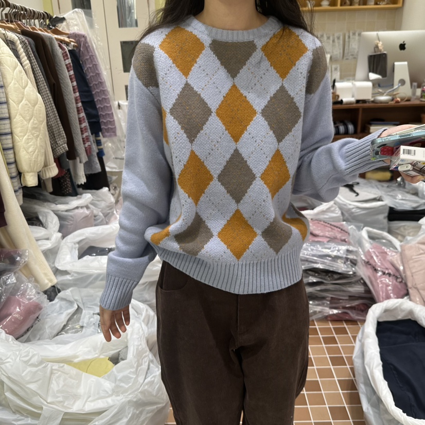 OURMOMENT韓國代購女士新品時尚推薦休閑人氣毛衣菱形花紋OURMOMENT毛衣圖色2