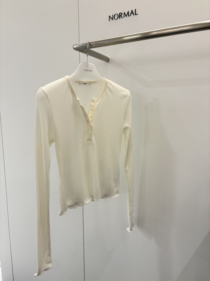NORMAL東大門代購女裝新品人氣時尚真品熱賣休閑推薦長袖T恤NORMAL長袖T恤圖色1