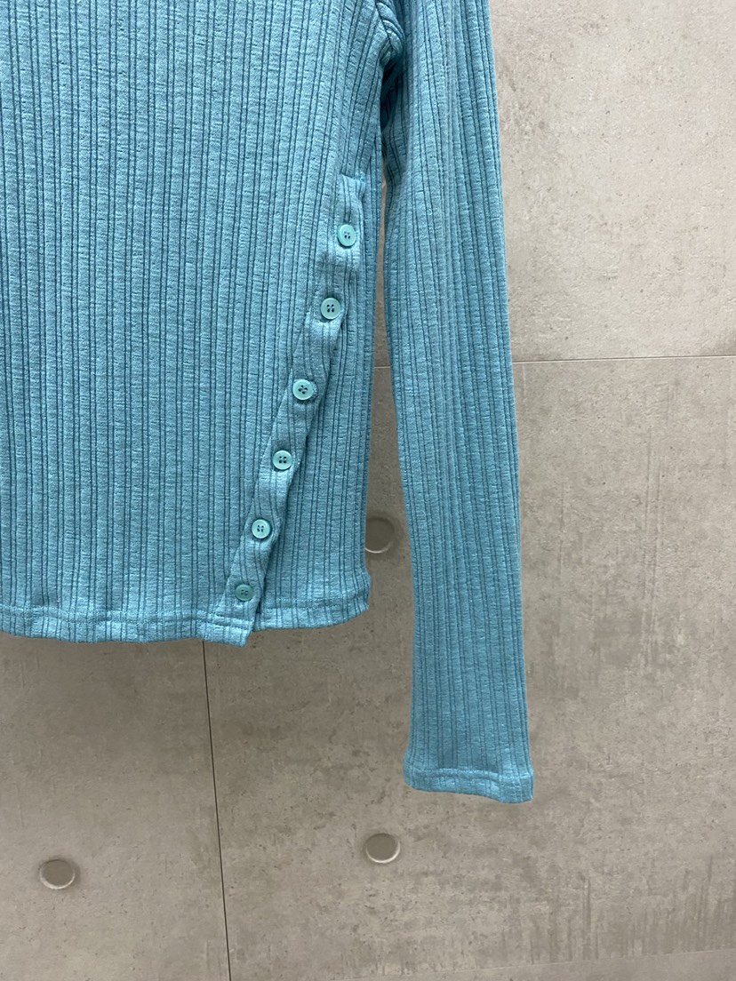 MUCH MORE/JACKPOT東大門直郵女裝新品真品長袖T恤紐扣MUCH MORE/JACKPOT長袖T恤